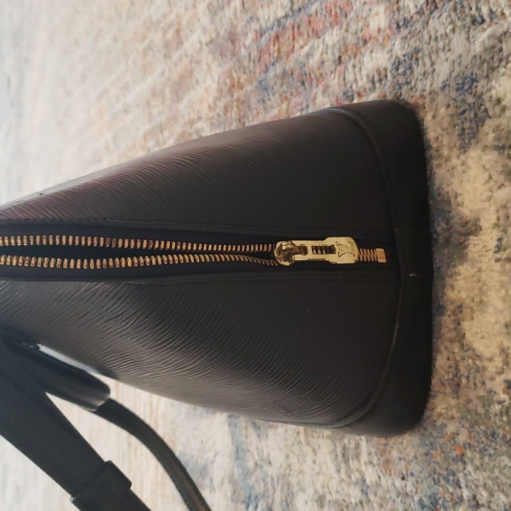 Louis Vuitton epi black alma - Picture 4 of 16
